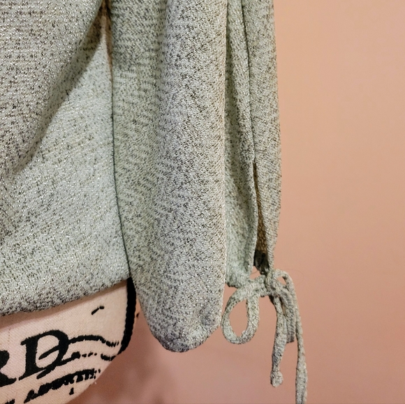 Mint Green Shimmery & Stretchy Lightweight Sweater, 3/4 Tie Sleeve, EUC, L - Picture 7 of 9